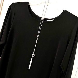 ROZ & ALI black blouse
